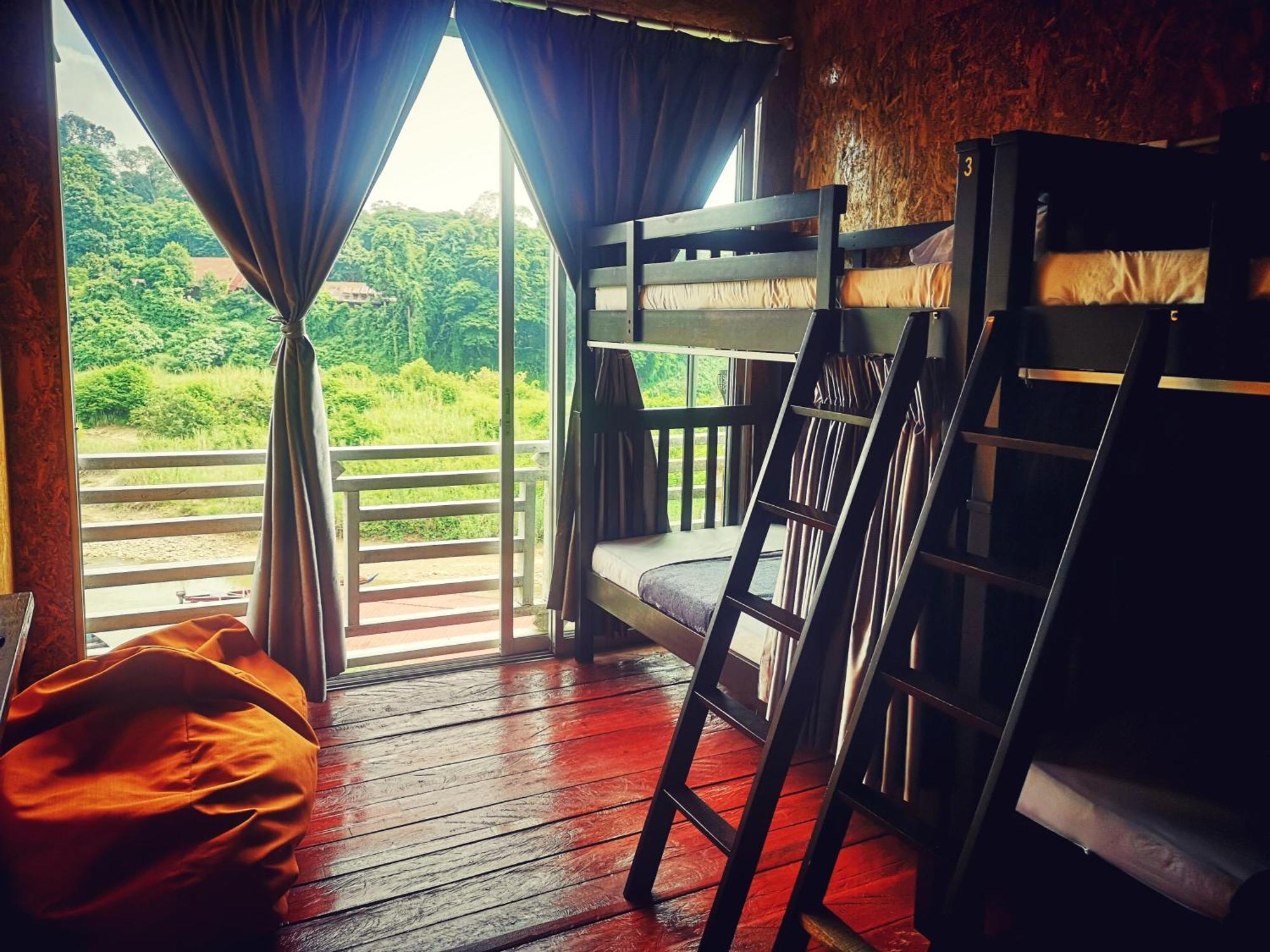 Wild Lodge Taman Negara Kuala Tahan Bagian luar foto